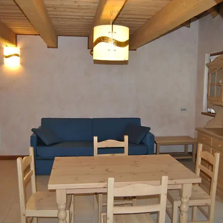 Casa La Rocca Apartment *